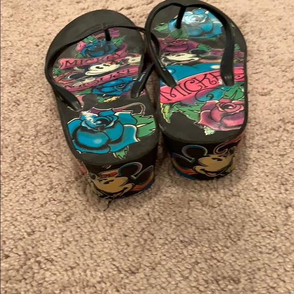 Mickey Mouse Flip flops - Picture 5 of 6